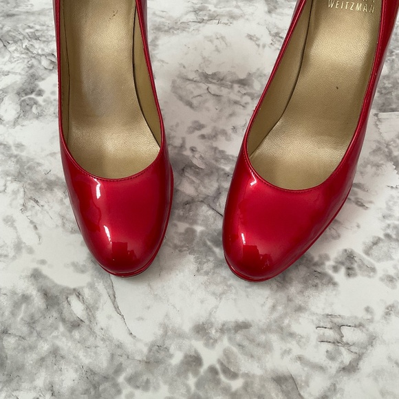 Stuart Weitzman Platswoon Red Patent Leather Pumps - Picture 2 of 11